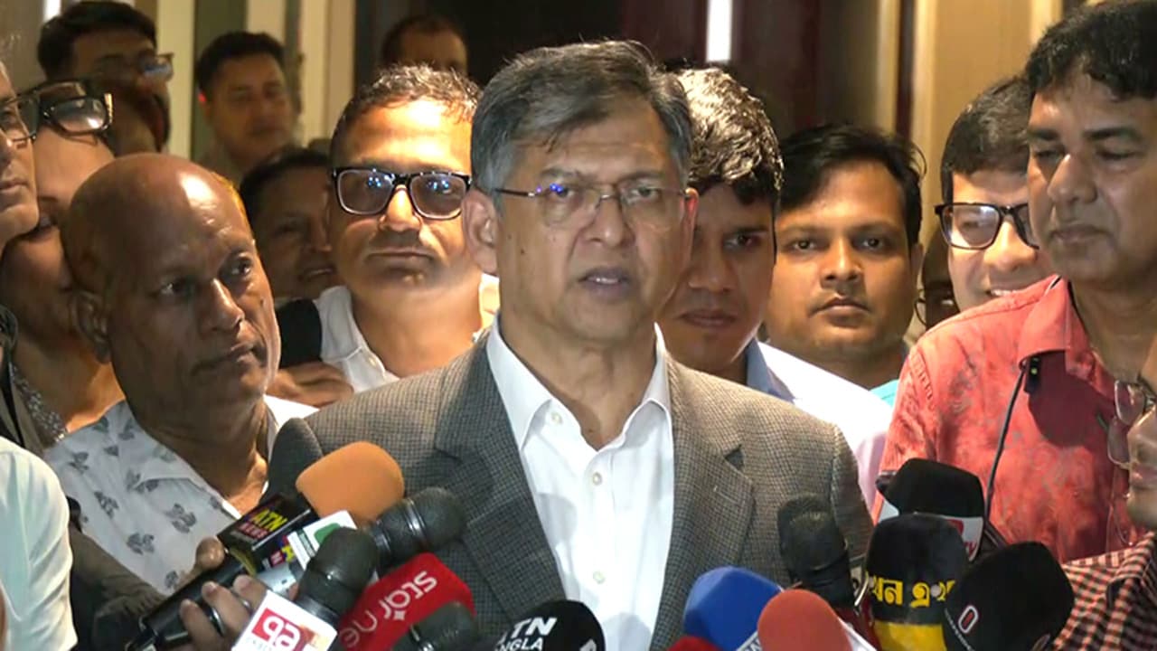 জাতিসংঘের সতর্কবার্তায় আল-কায়েদার তৎপরতা: আমলে নেওয়ার কথা অস্বীকার স্বরাষ্ট্রমন্ত্রীর