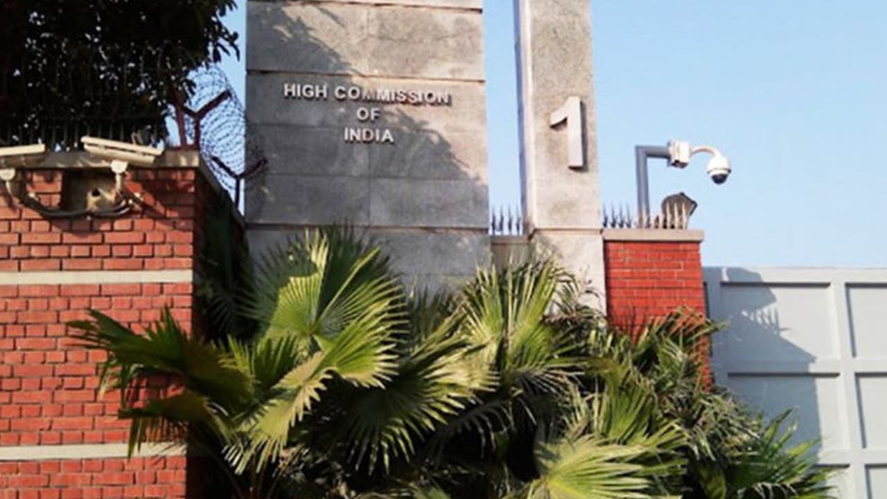 ভিসা দালালদের বিষয়ে সতর্ক করল ভারতীয় হাইকমিশন