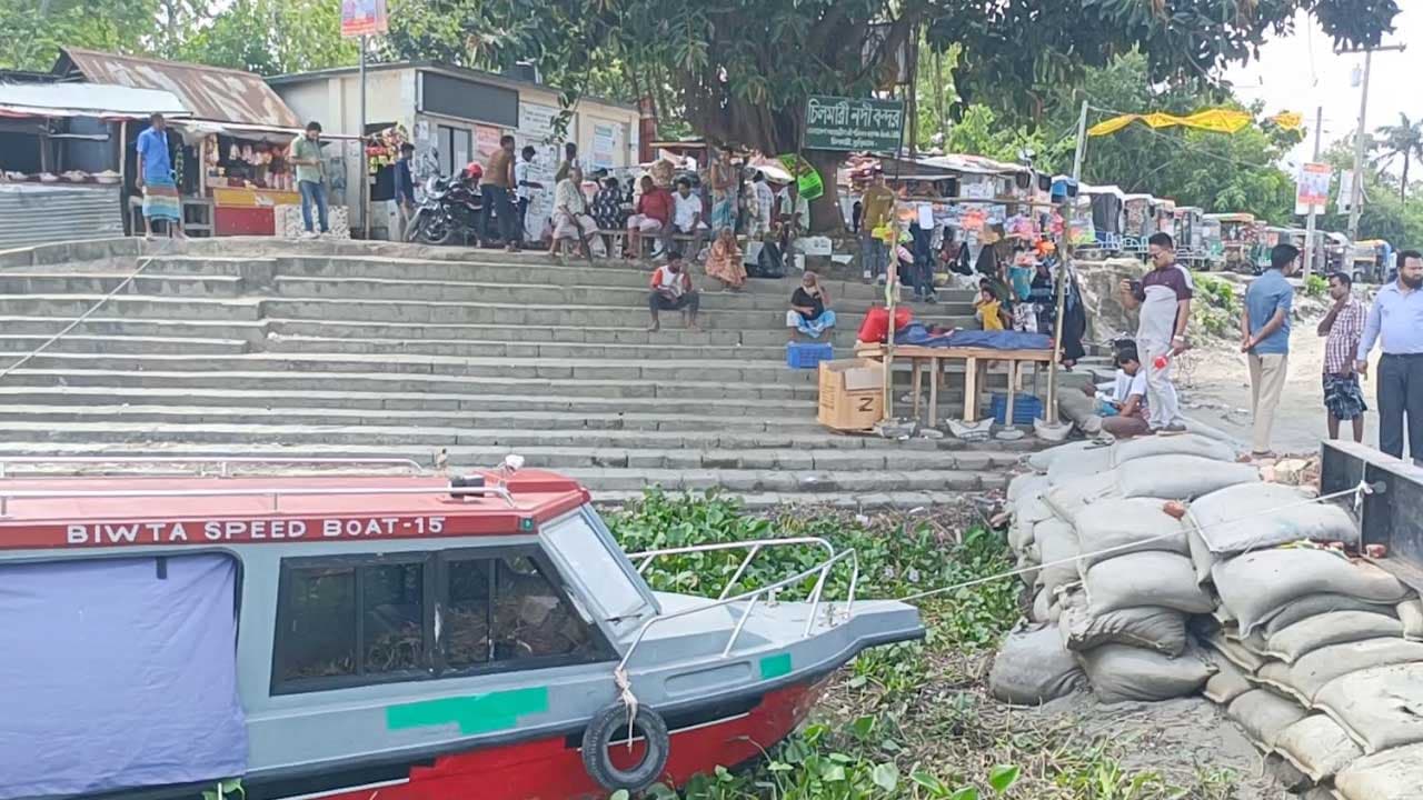 কোটি টাকার ইজারা, তবুও যাত্রীসেবায় চরম বেহাল চিলমারী নদীবন্দর