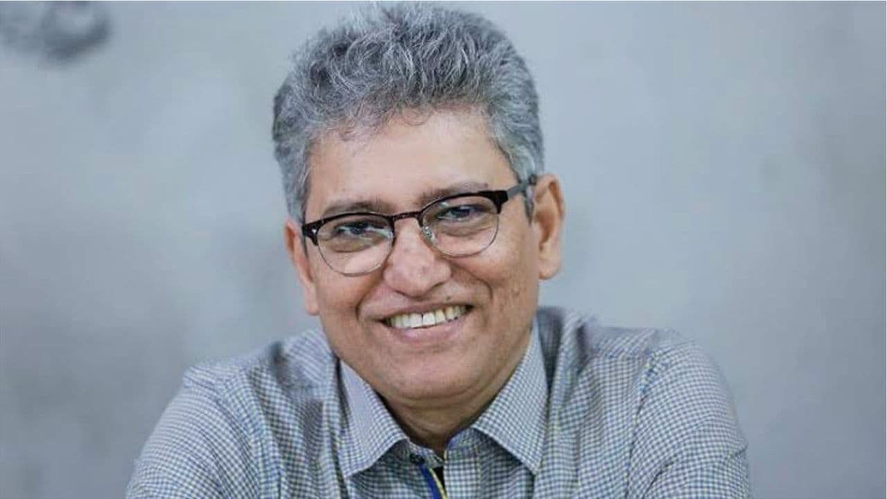 সাংবাদিকদের মধ্যে সুযোগসন্ধানী প্রবণতা ও দলদাস হওয়ার প্রতিযোগিতা চলছে: মাসুদ কামাল
