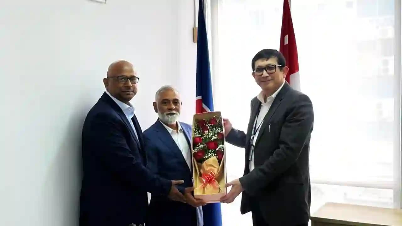 সিঙ্গাপুরে দক্ষ কর্মী প্রেরণ ও শ্রমবাজার সম্প্রসারণে বোয়েসেলের আলোচনা