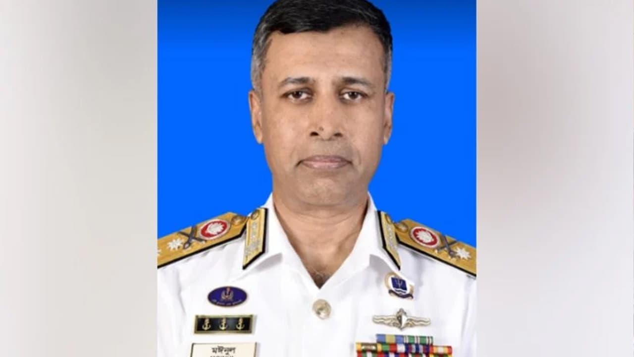 কোস্ট গার্ডের নতুন মহাপরিচালক রিয়ার অ্যাডমিরাল মঈনুল হাসান