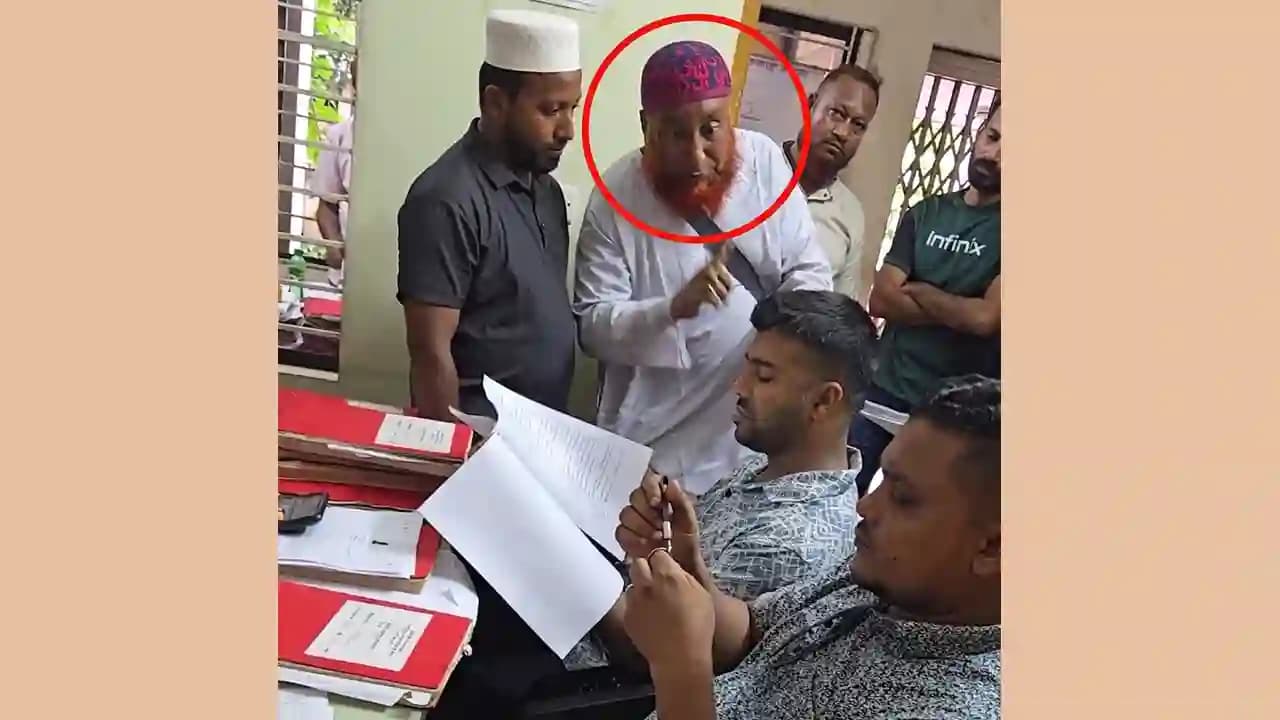 আপনার লাশ ওই দীঘলি বিলে ভাসাব: ভূমি কর্মকর্তাকে আ.লীগ নেতা