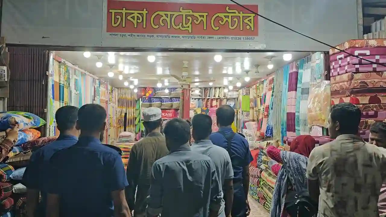 খাগড়াছড়িতে রাত ৮টার পর দোকানপাট বন্ধ রাখার নির্দেশ