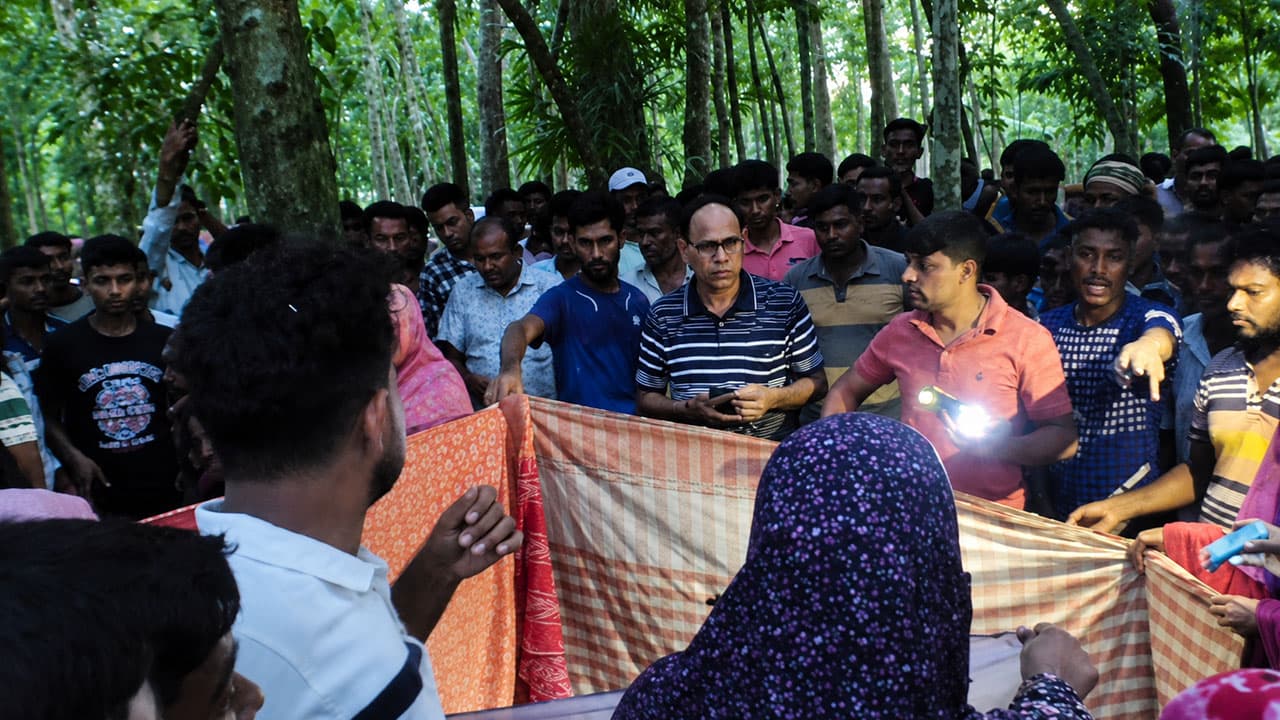 রাজবাড়ীতে নিখোঁজ নারীর ক্ষতবিক্ষত মরদেহ উদ্ধার, চোখ উপড়ে ফেলার অভিযোগ