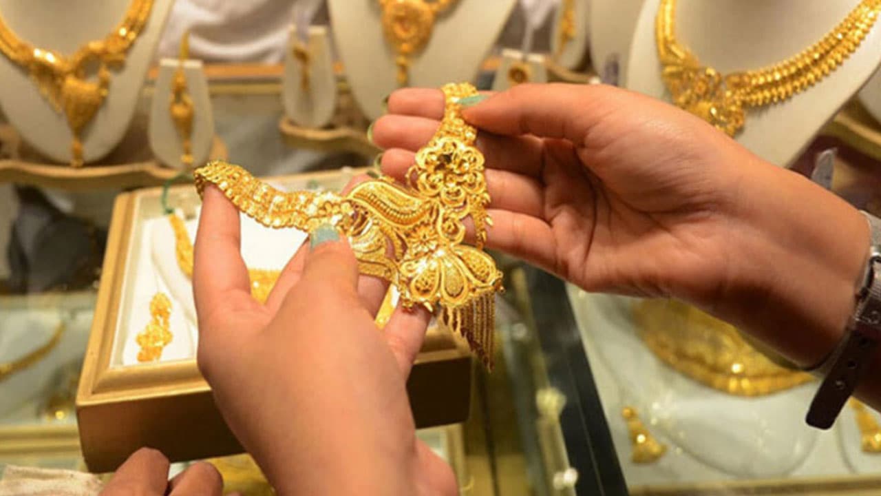 সোনার গহনার দাম ভরিতে ৩৮৪৯ টাকা বৃদ্ধি