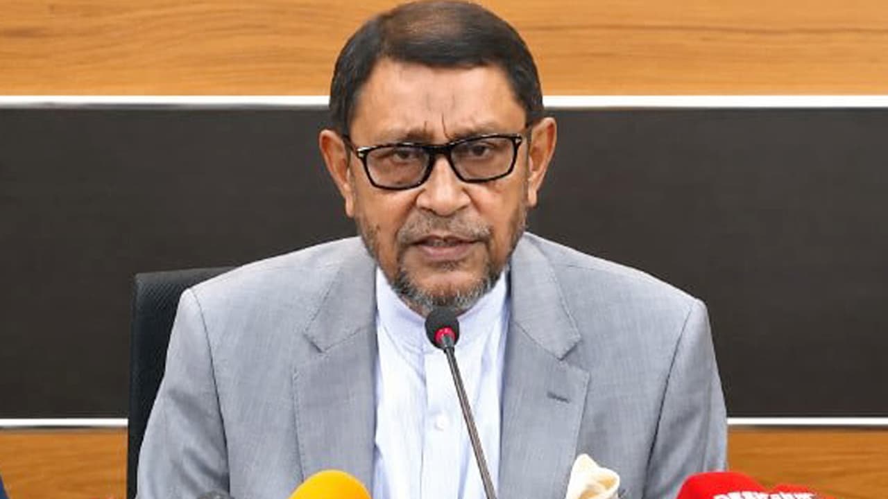 দুই থেকে তিন মাসের মধ্যে হাম পরিস্থিতি পুরোপুরি নিয়ন্ত্রণে আসবে: স্বাস্থ্যমন্ত্রী