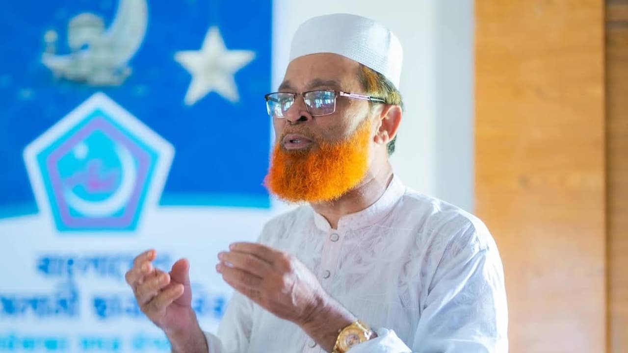জামায়াত এমপির হোয়াটসঅ্যাপ অ্যাকাউন্ট হ্যাক, আর্থিক লেনদেন না করার সতর্কবার্তা