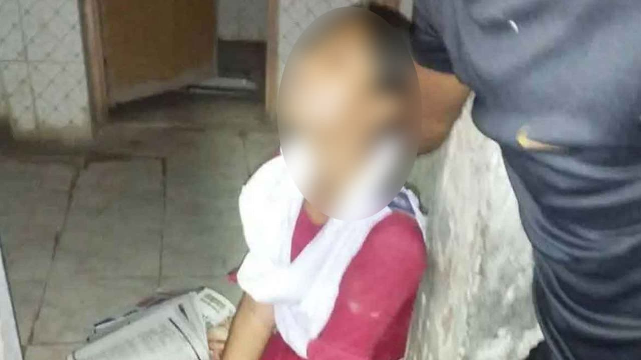 ছুটির ৫ ঘণ্টা পর স্কুলের টয়লেট বাথরুম থেকে ছাত্রী উদ্ধার