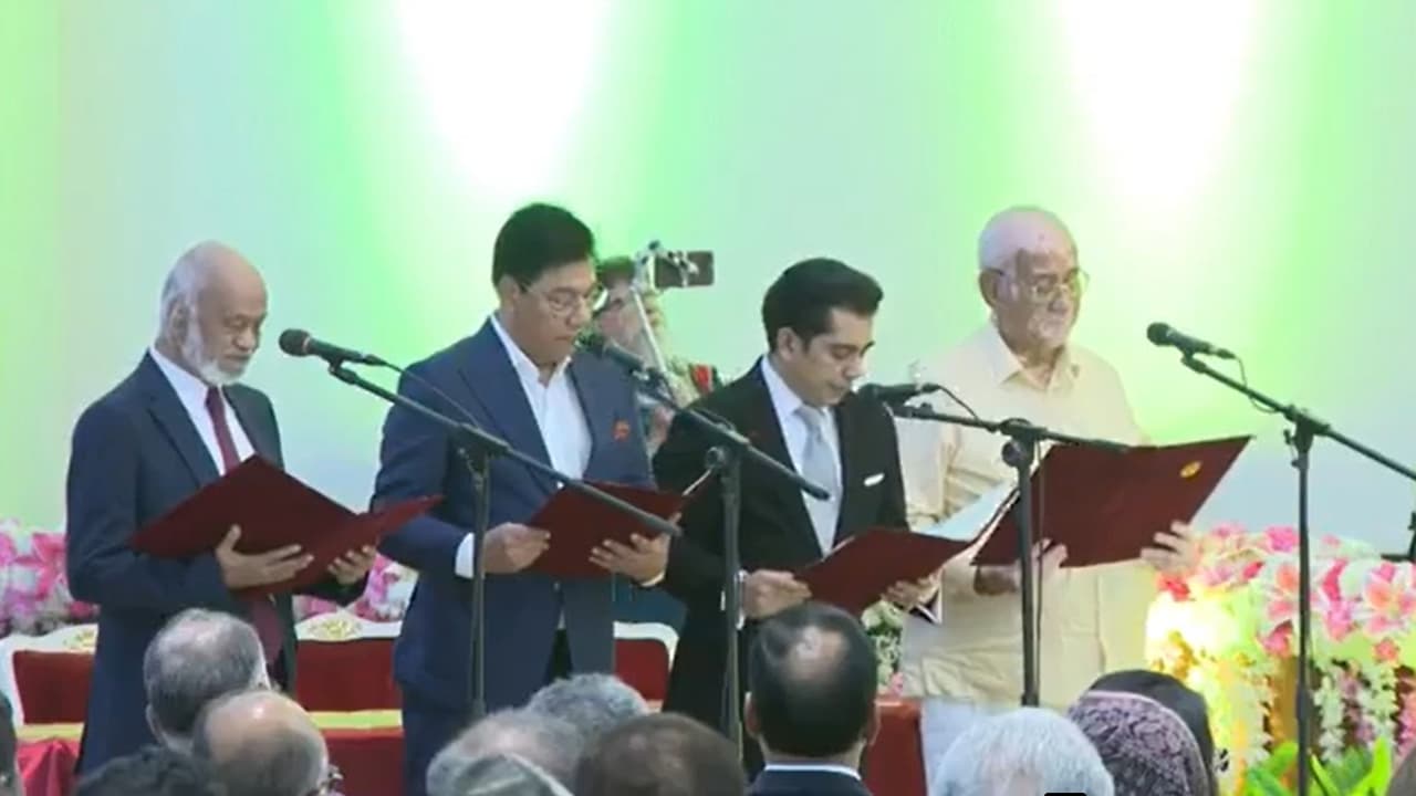 মন্ত্রিসভায় নতুন চার সদস্যের শপথ