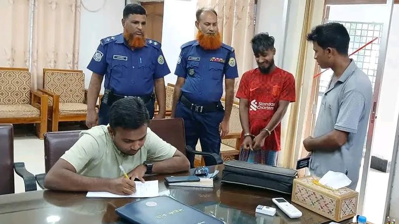 ঝালকাঠিতে যুবককে মাদক সেবনের দায়ে কারাদণ্ড