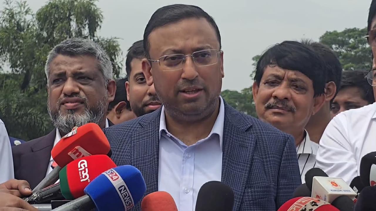 জাতীয় স্বার্থ রক্ষায় ভারতের সাথে সম্পর্ক: হুমায়ুন কবির