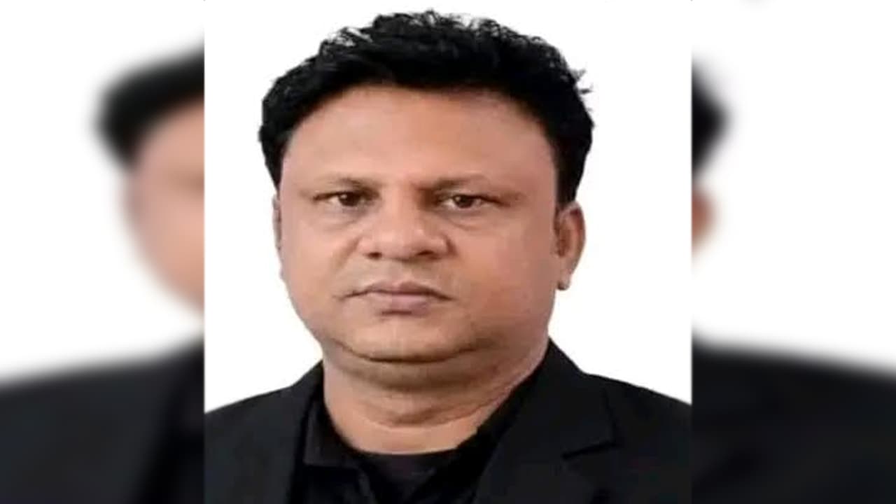 ভাতা দেওয়ার নামে টাকা নেওয়া বিএনপি নেতাকে শোকজ
