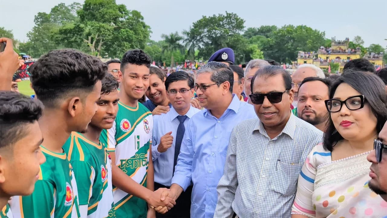 তারুণ্যনির্ভর বাংলাদেশ গড়তে খেলাধুলাই প্রধান হাতিয়ার: মীর শাহে আলম