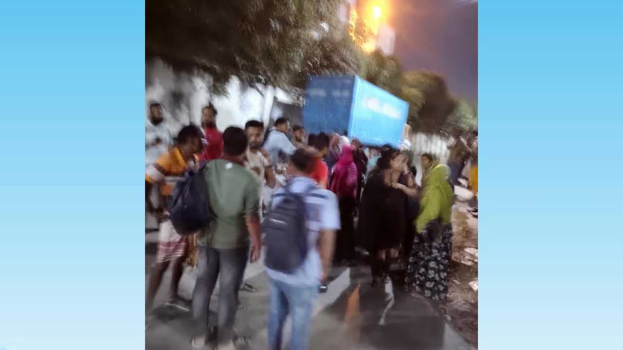 আদমজী ইপিজেডে গরমে অসুস্থ অর্ধশতাধিক শ্রমিক