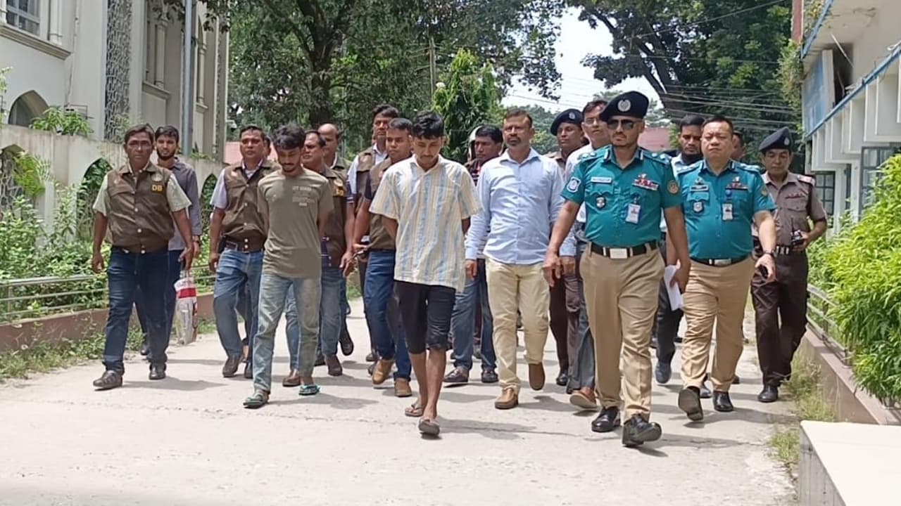 রংপুরে শিক্ষকসহ পরিবারের ৪ হত্যা: ২ আটক