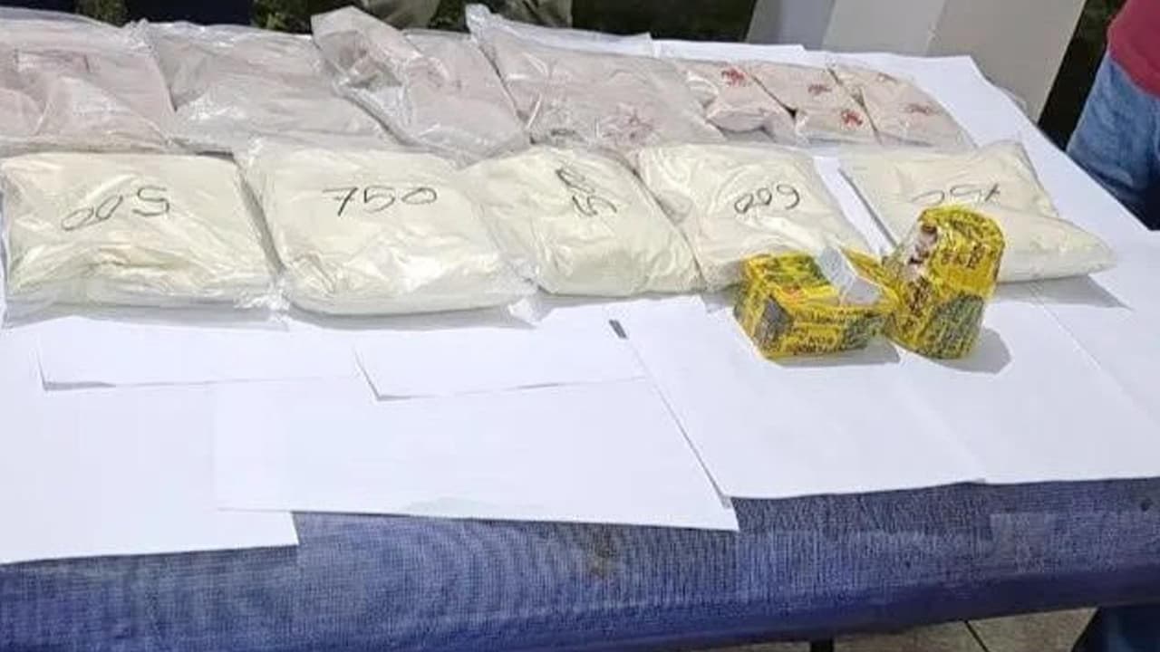 সিরাজগঞ্জে ৫ কোটি টাকার হেরোইন উদ্ধার, ২ আটক
