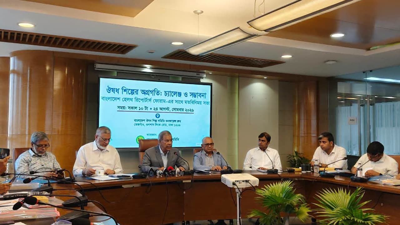 বিদ্যুৎ ও জ্বালানি সংকটে বাড়তে পারে ওষুধের দাম