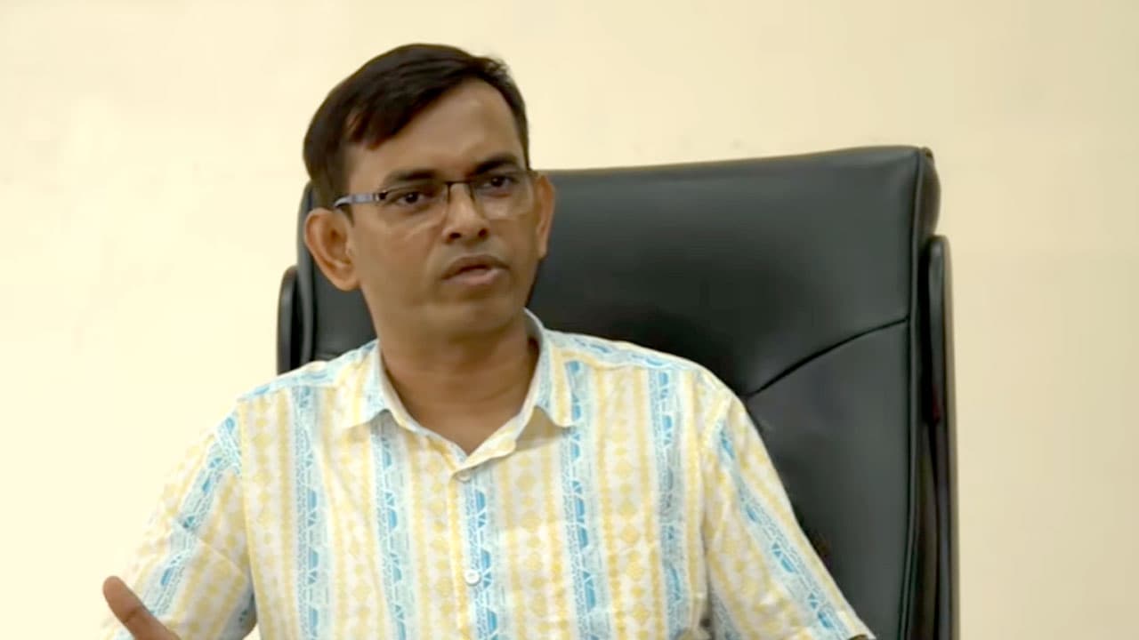 গণপতি চক্রবর্তী হত্যা: আসামির শার্ট নিয়ে ডিবি ডিসির ব্যাখ্যা