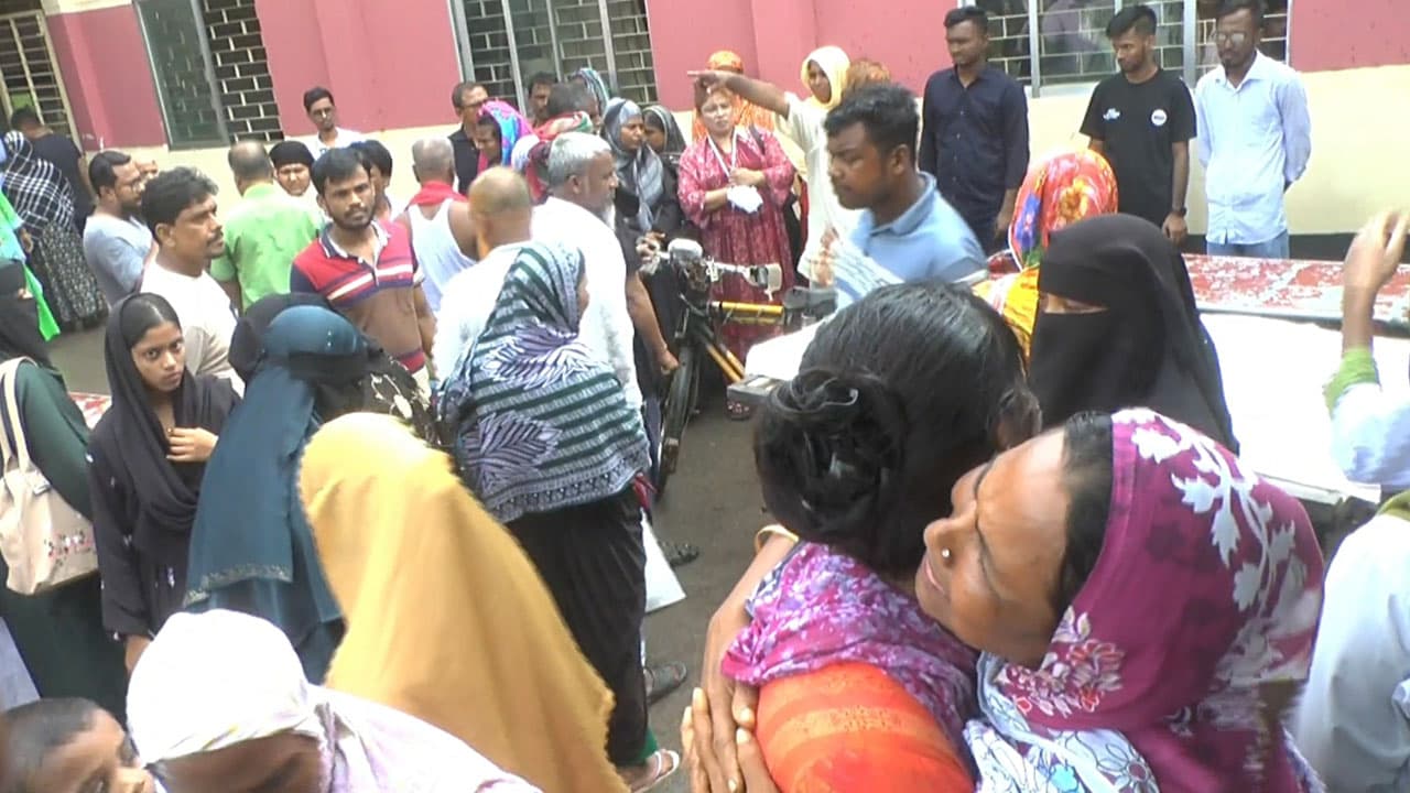 মাদক বিক্রিতে বাধা দেওয়ায় যুবক খুন