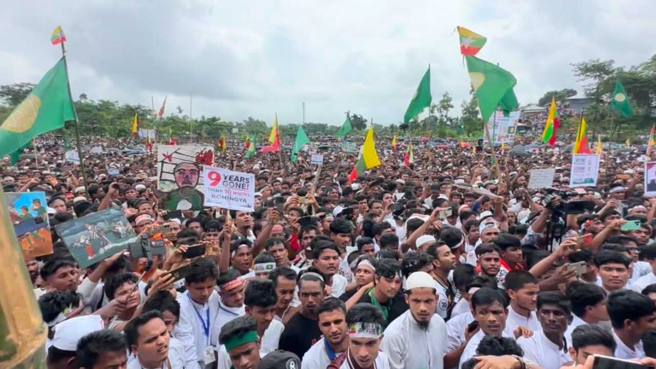 ৯ বছর পর রোহিঙ্গাদের দাবি: ‘ফিরতে চাই আরাকান’