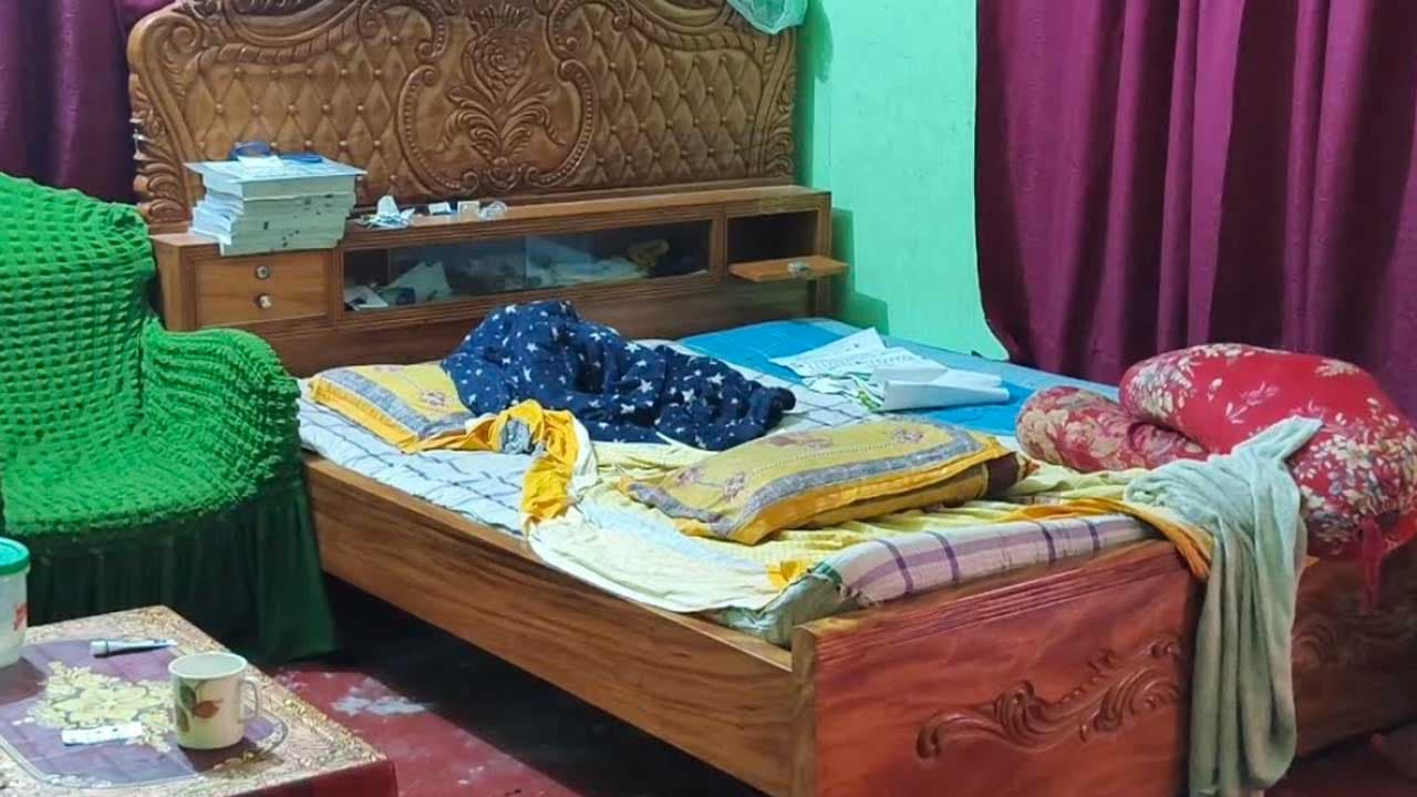 পিরোজপুরে কুয়েত প্রবাসীর বাড়িতে দুঃসাহসিক ডাকাতি