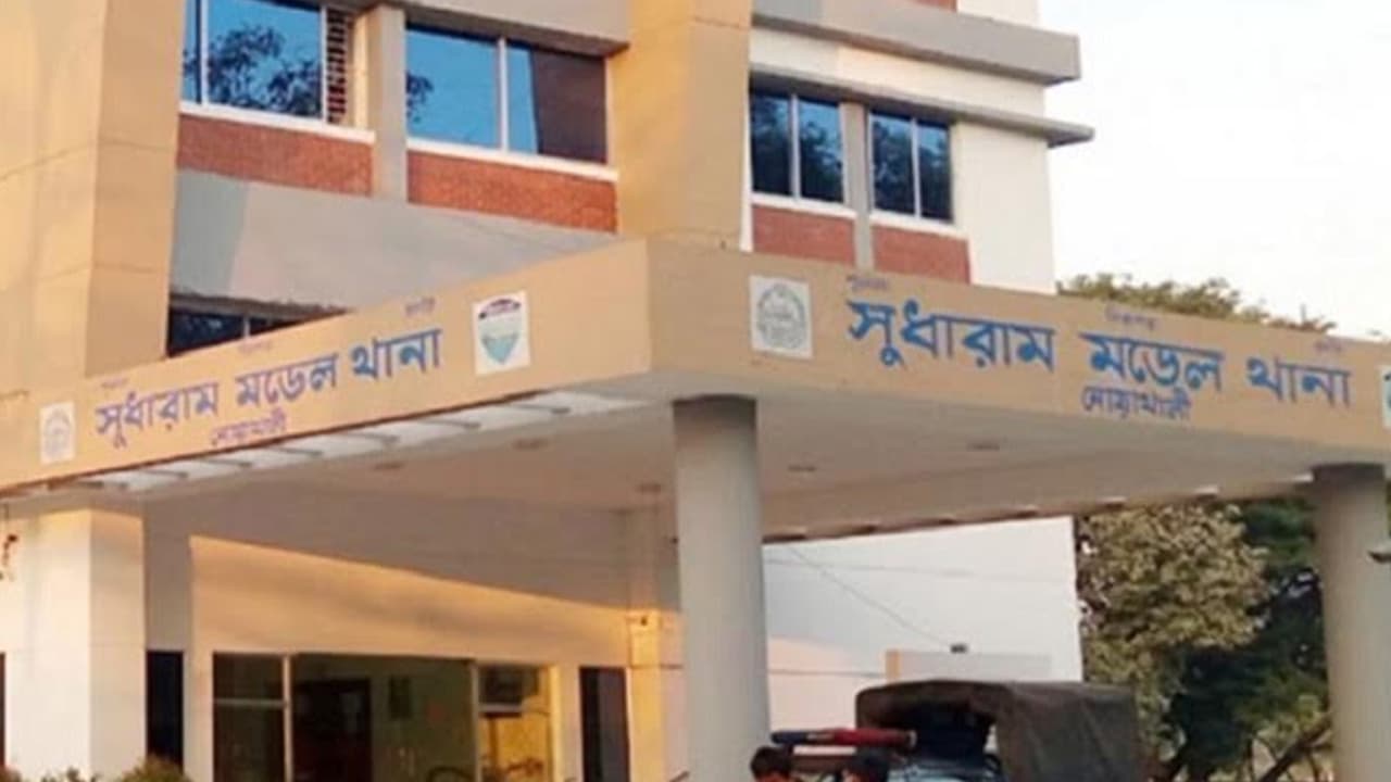 মোবাইল কেনার টাকা না পেয়ে কিশোরের আত্মহত্যা