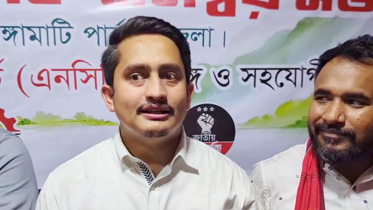 শেখ হাসিনার কবরও দেশের মাটিতে হবে না: সরজিস আলম