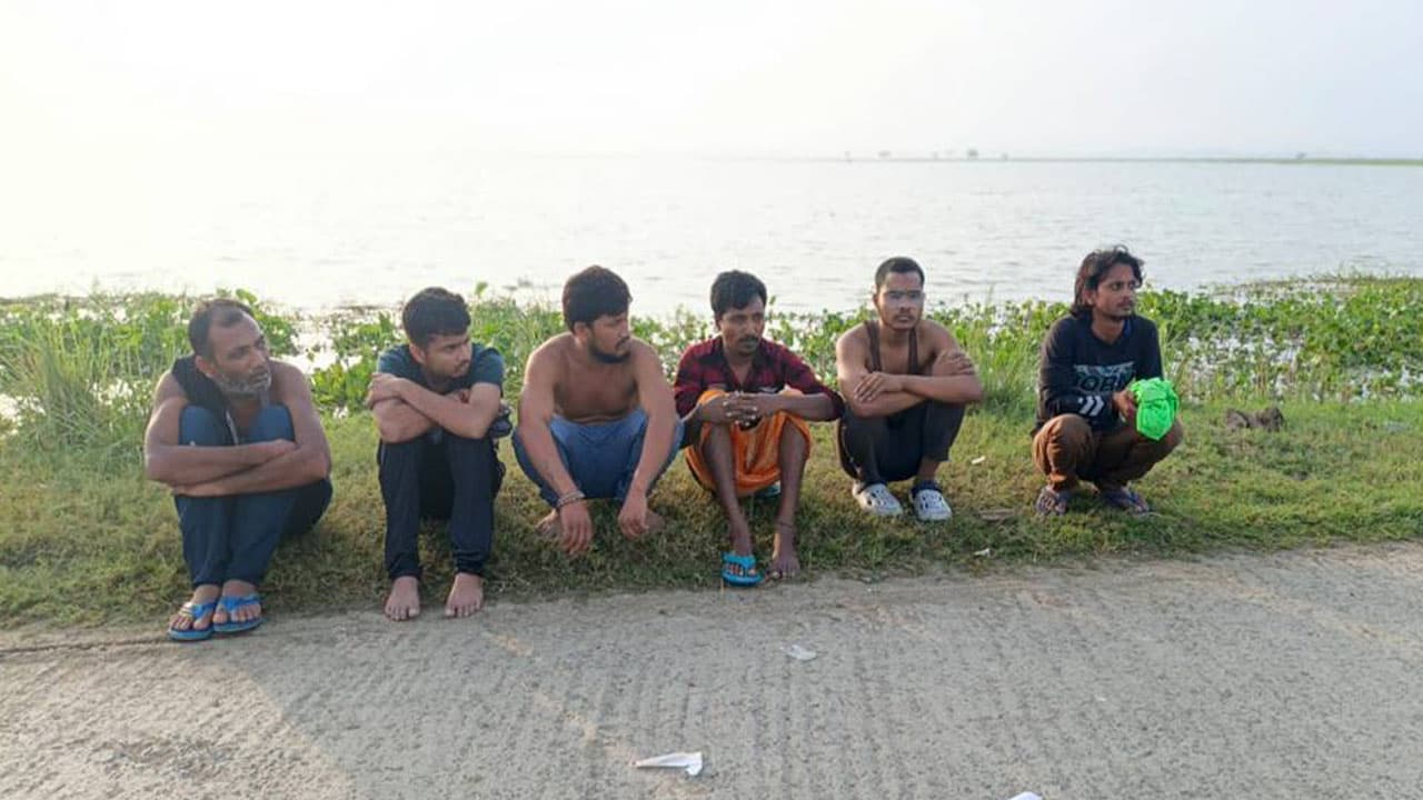চাঁপাইনবাবগঞ্জে বিএসএফের পুশইন চেষ্টায় ব্যর্থ বিজিবি