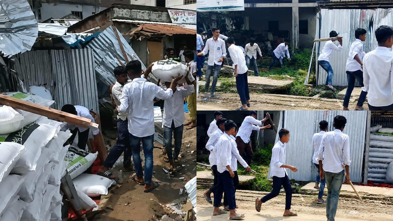 নওগাঁয় শিক্ষার্থীদের হামলায় তিন দোকান লুটপাট