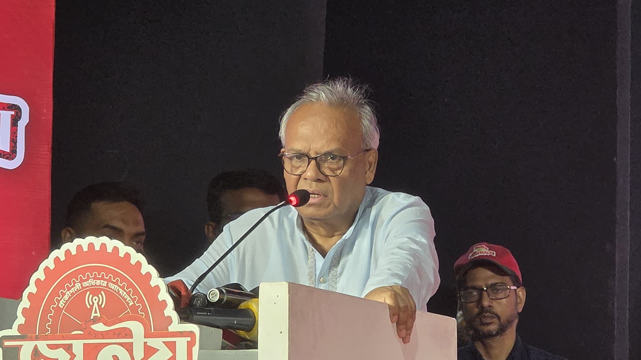 ‘মেধাবীদের কাজে লাগাতে না পারলে দেশ এগোবে না’