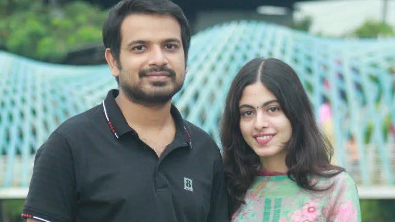 আগামী চক্রবর্তীর ফোন বন্ধ পেয়ে বাসার সামনে গিয়েছিলেন প্রেমিক অদিত