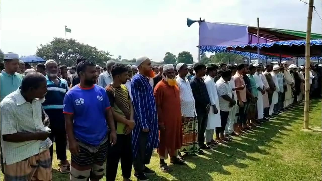 সৌদি কারখানায় আগুনে নিহত সাত প্রবাসীর জানাযা
