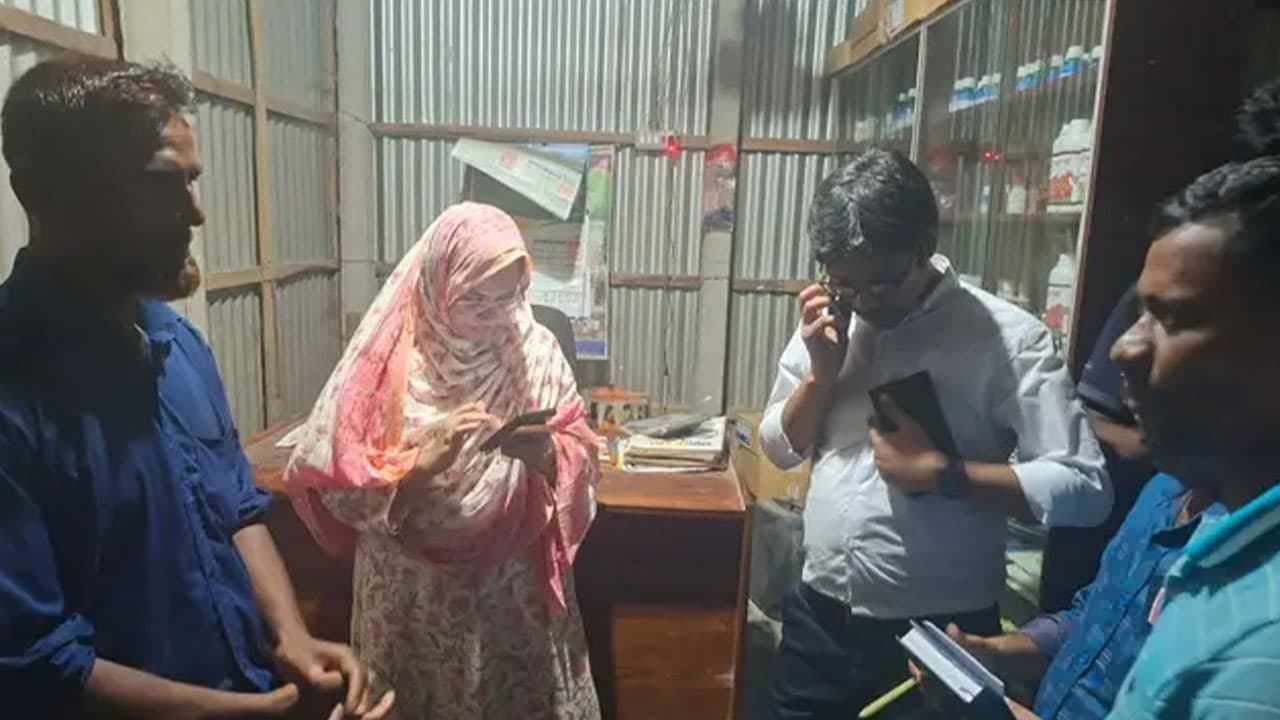 জামালপুরে অবৈধ সার মজুতকারীকে ২০ হাজার টাকা জরিমানা