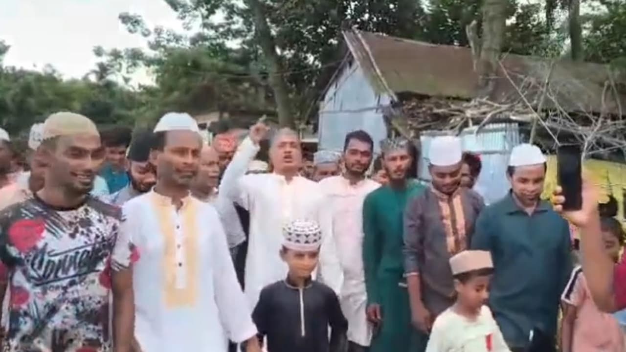 সুনামগঞ্জে জুমার নামাজের পর মাদকবিরোধী স্লোগান