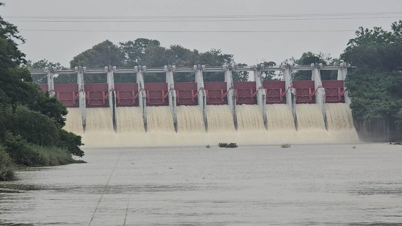 কাপ্তাই হ্রদে পানি বৃদ্ধি, ১৬ জলকপাট খুলছে