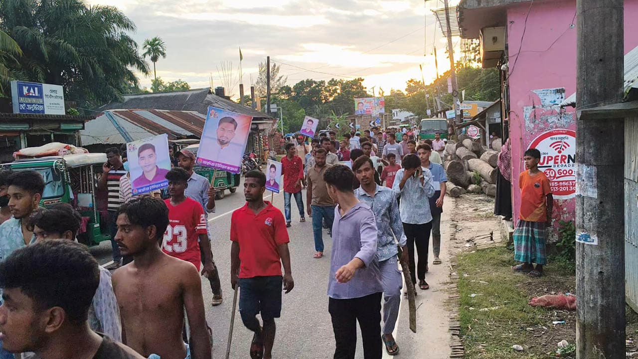 নোয়াখালীতে ছাত্রদলের নতুন কমিটি নিয়ে সংঘর্ষে ১০ আহত