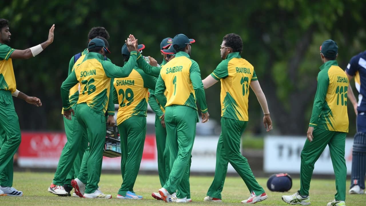 শেষ উইকেটে ভাঙল বাংলাদেশ এইচপির ফাইনালের স্বপ্ন