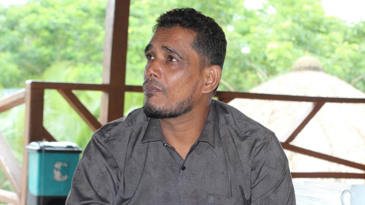 ইউপি সদস্যের বিরুদ্ধে বয়স্ক ভাতার টাকা উত্তোলনের অভিযোগ