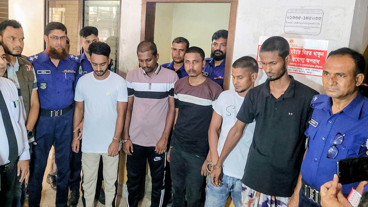 চাঁদাবাজির দায়ে হত্যা মামলায় ২ জনের ফাঁসি, ৩ জনের যাবজ্জীবন