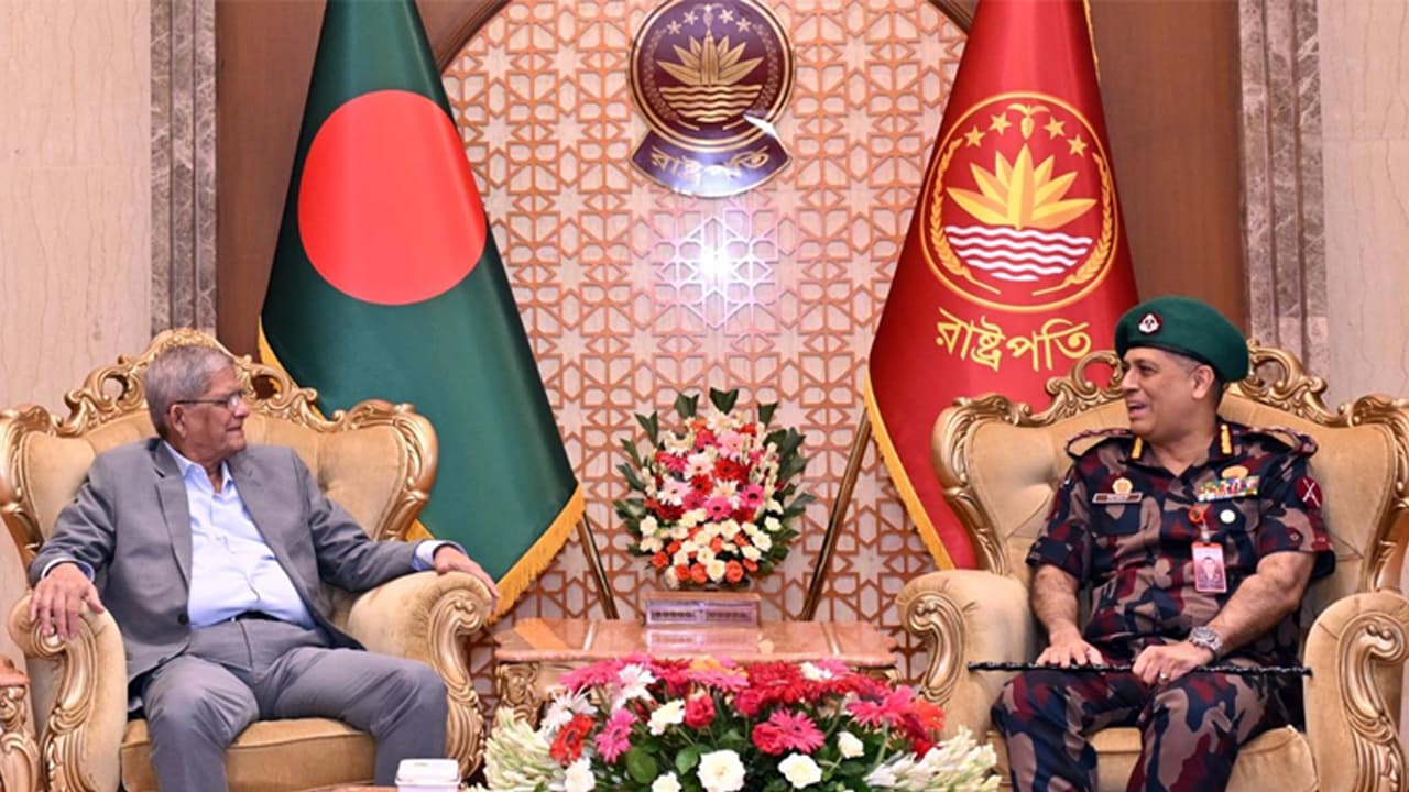 সীমান্ত হত্যা ও চোরাচালান বন্ধে বিজিবির প্রতি রাষ্ট্রপতির আহ্বান
