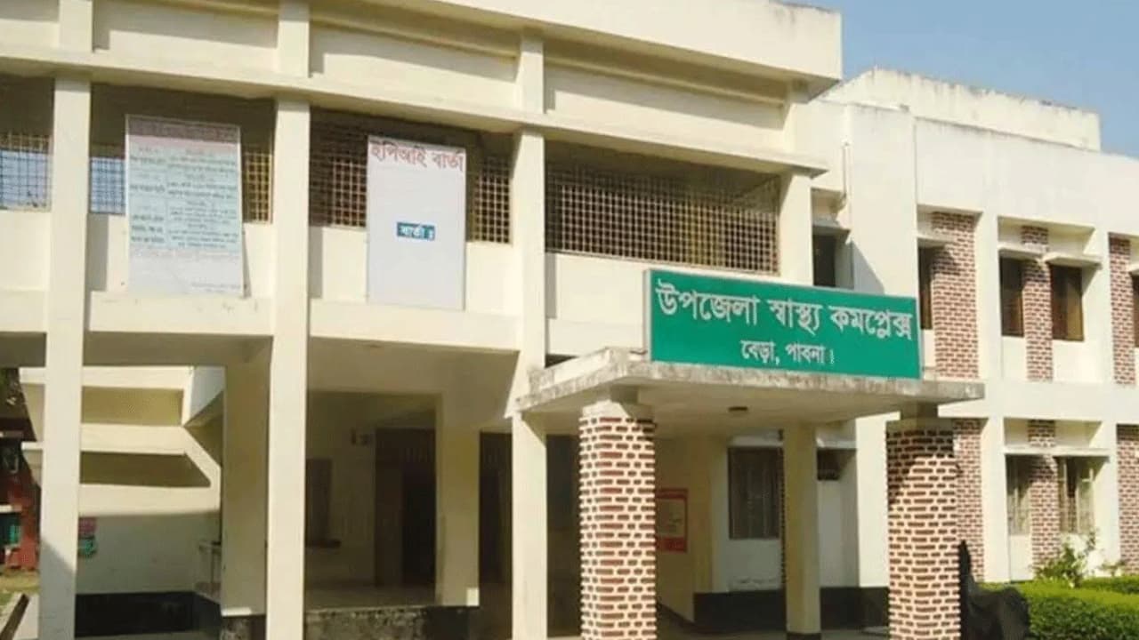 বেড়ায় কুকুরের আক্রমণে ২৮ জন আহত