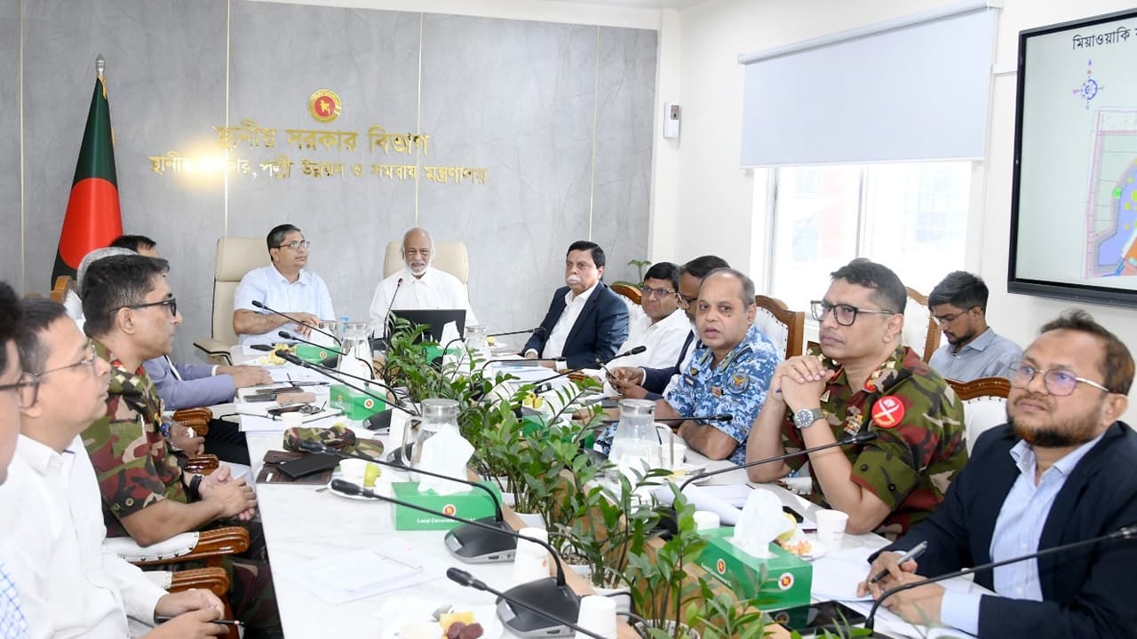 পরিবেশ উন্নয়নে স্বল্প মধ্য ও দীর্ঘমেয়াদি পরিকল্পনার নির্দেশ