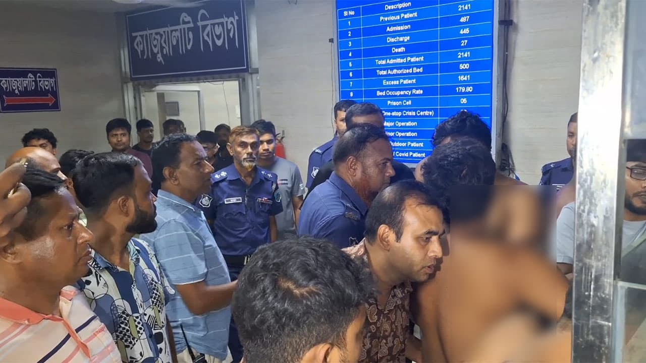 শজিমেক হাসপাতালে মারামারির ঘটনায় ইন্টার্ন চিকিৎসকরা কর্মবিরতি করলেন