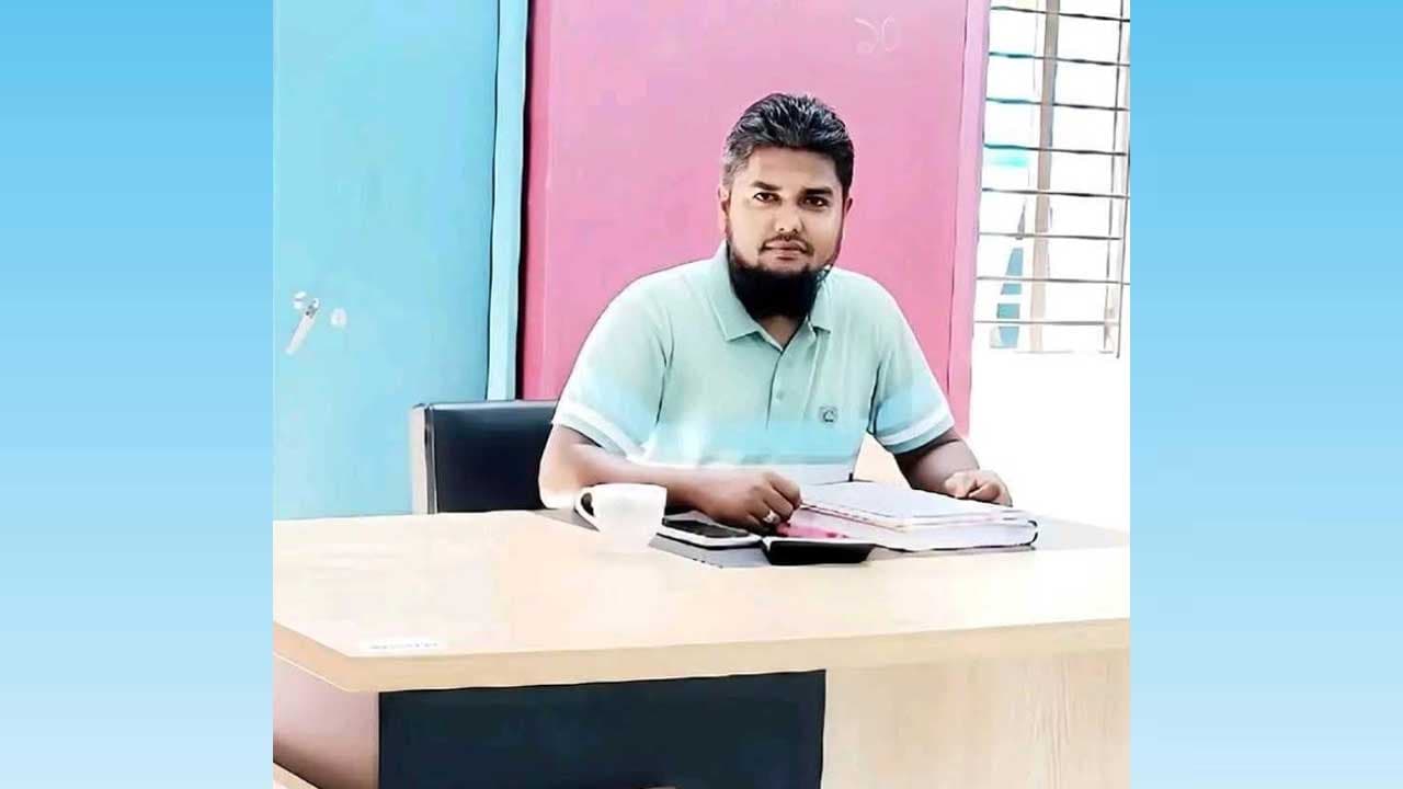 সাদুল্লাপুরে বাসচাপায় কলেজ হিসাবরক্ষক নিহত