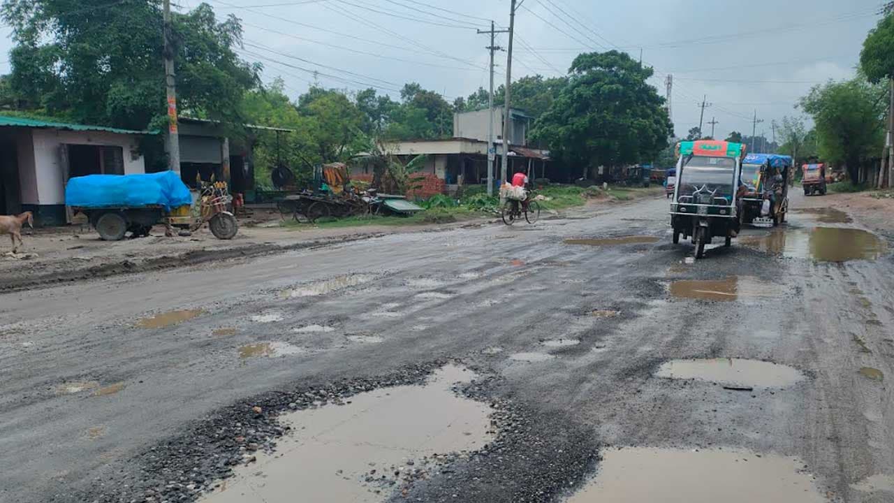 চাঁপাইনবাবগঞ্জে চলতি বর্ষায় সর্বোচ্চ ২০১ মিলিমিটার বৃষ্টিপাত রেকর্ড