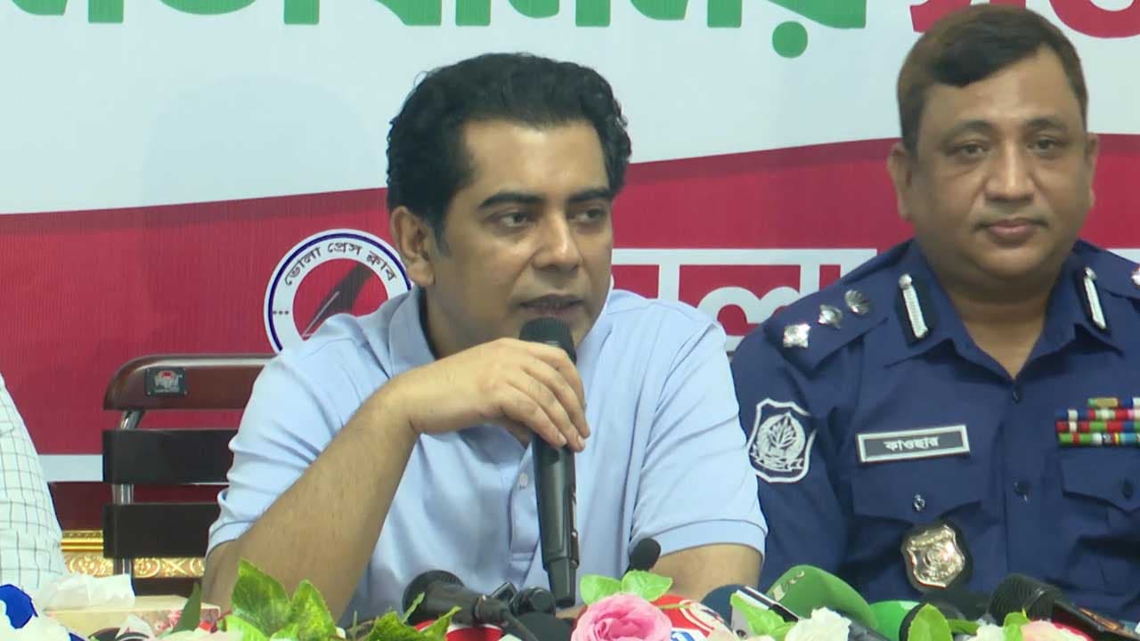 নীতিমালায় সাংবাদিকদের মান উন্নয়ন সম্ভব নয়, তথ্যমন্ত্রী জানালেন