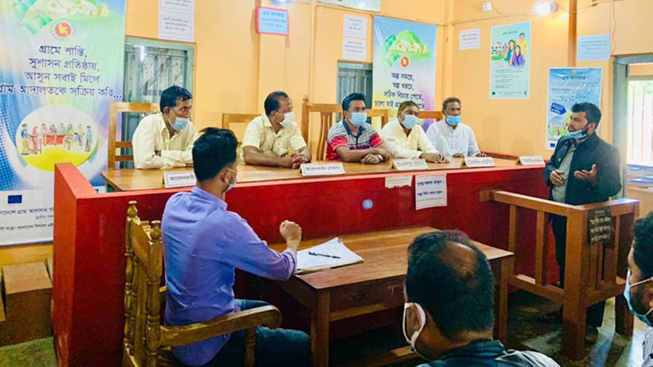 রাজশাহীতে গ্রাম আদালত স্থবির করেছে রাজনৈতিক পটপরিবর্তন