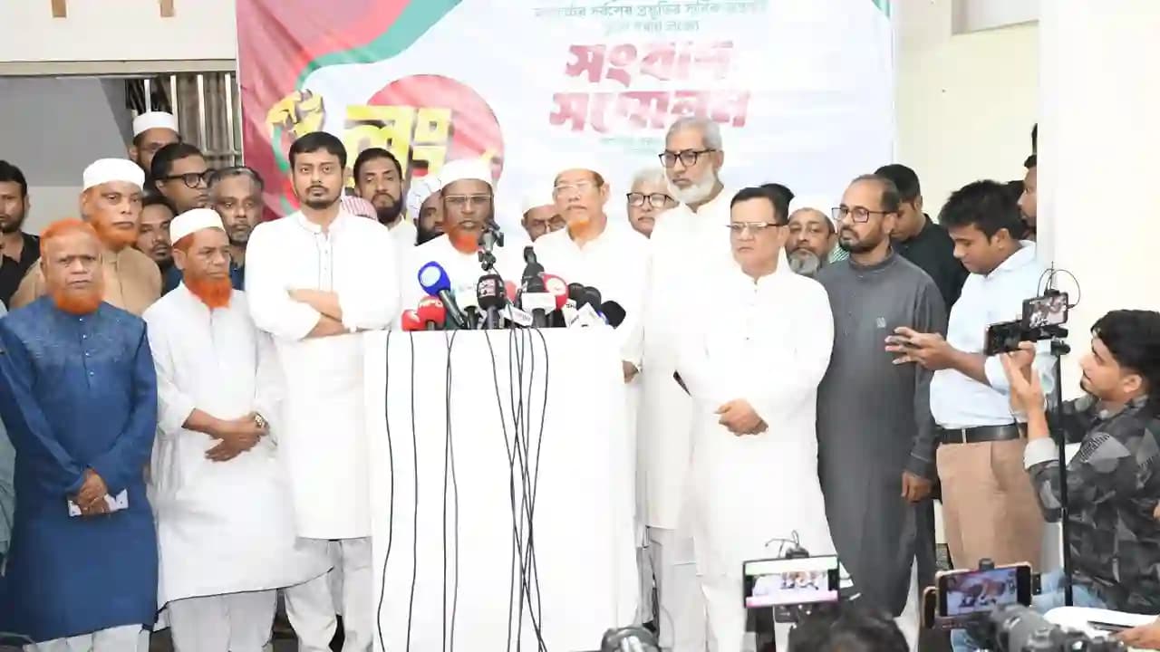 ১১ দলীয় ঐক্য সরকার উৎখাতের আন্দোলন করছে না