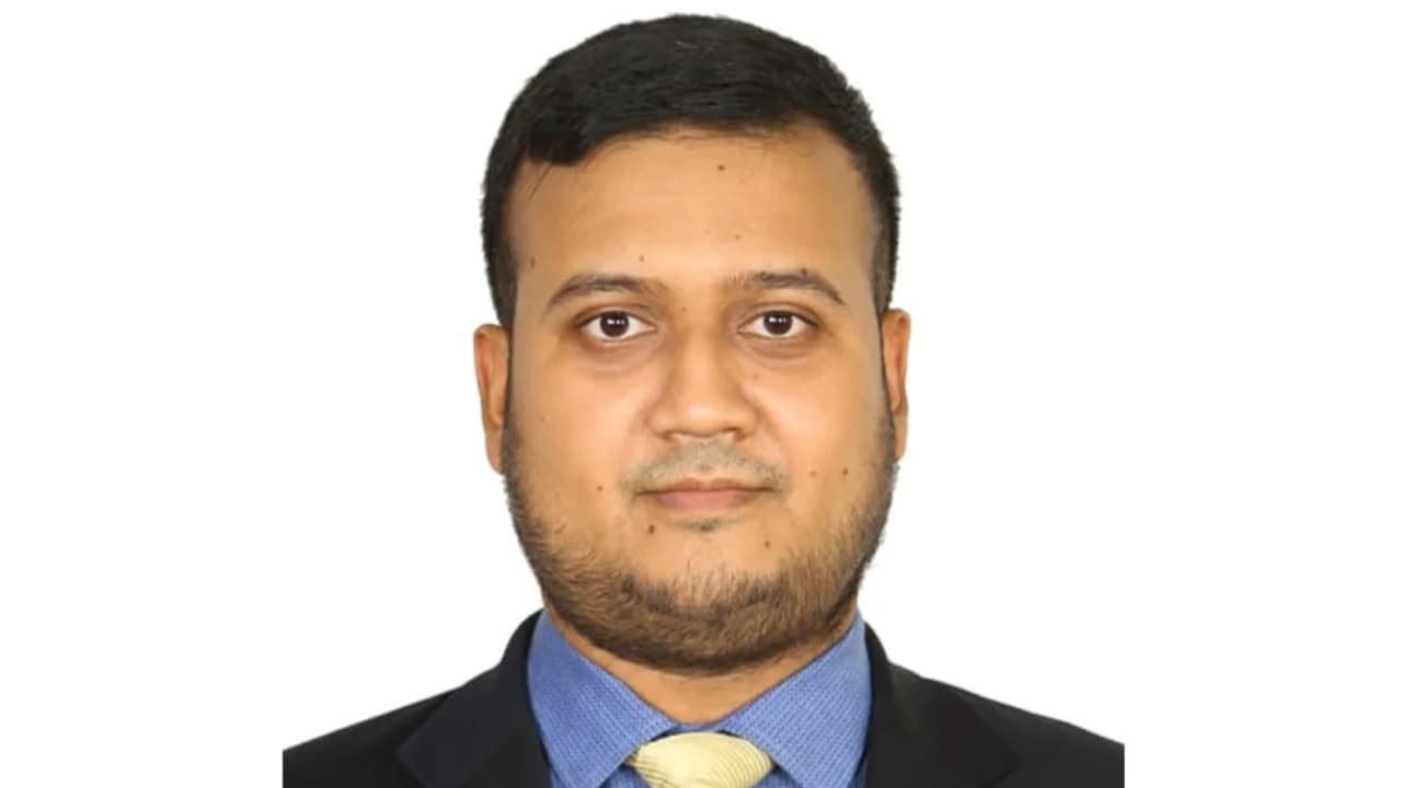 বদলির পর এসিল্যান্ডের বিরুদ্ধে সাংবাদিকদের হামলা ও হুমকির অভিযোগ উঠেছে